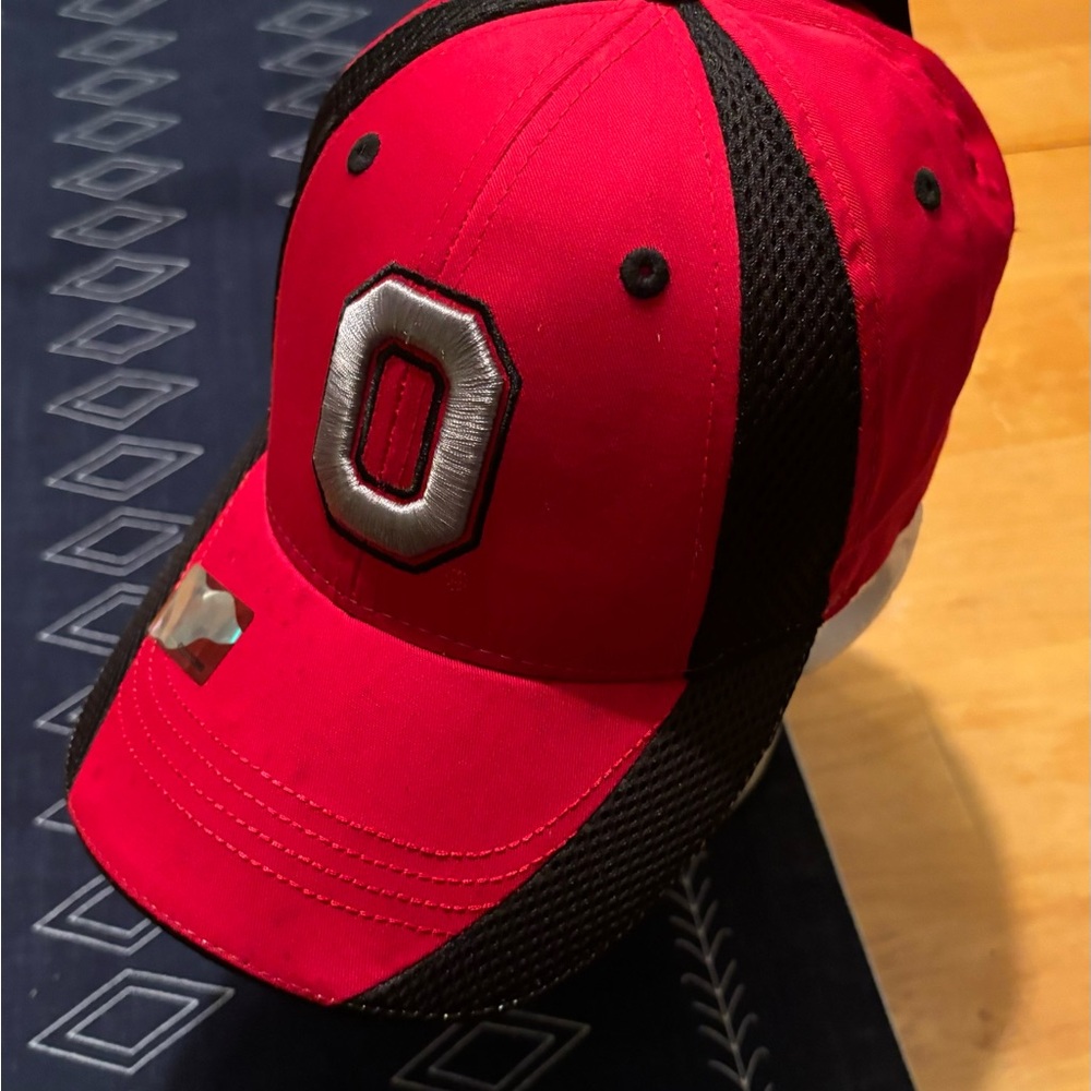 University of Ohio Men’s Adjustable Hat